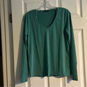 Staccato Long-sleeved V-neck T-shirt